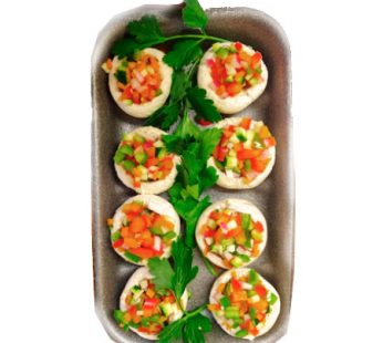 Champiñones rellenos de verduras frescas