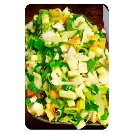 verduras en juliana para caldos y sopas