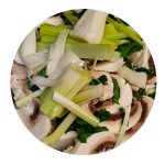 Salteado con setas listo y sabroso. Ver menús Equilibra.